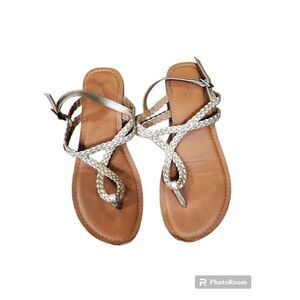 Universal Thread Shoe Womens 7.5 Braided Silver Thong Flip Flop Sandals Casual